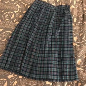 EUC wool blend vintage plaid skirt
